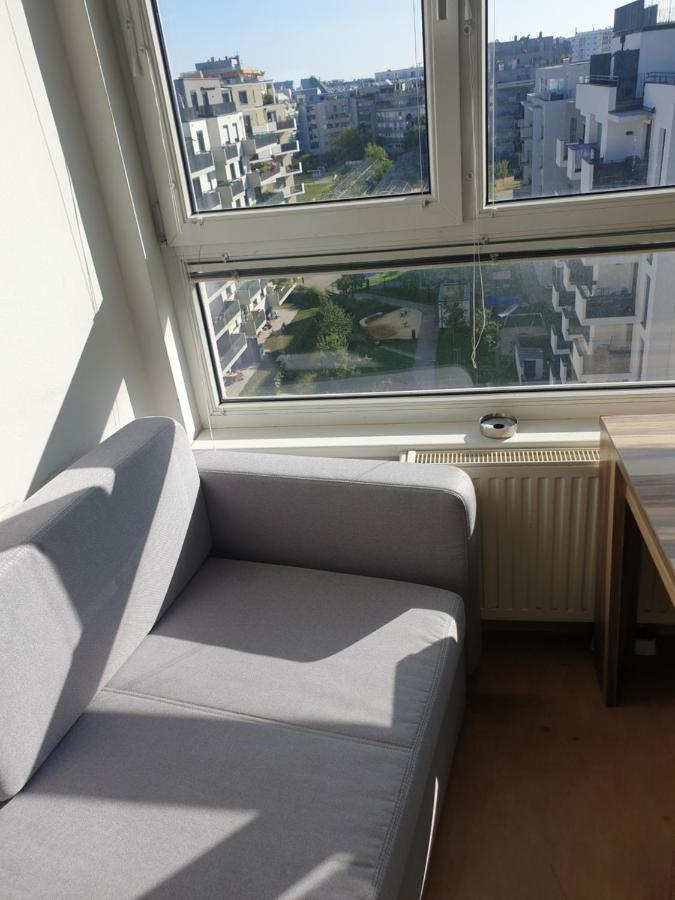 Apartment Cozy Bright Penthouse Close To U1 And U6 Metros Wien