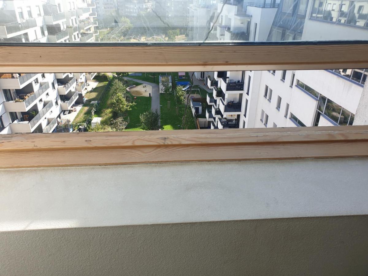 Cozy Bright Penthouse Close To U1 And U6 Metros Apartment Wien